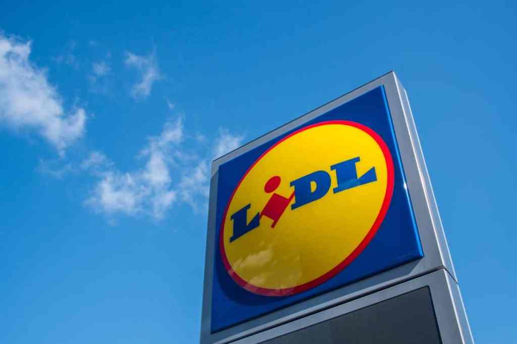 Lidl comes out on top as Tesco ordered to drop Clubcard&nbsp;logo
