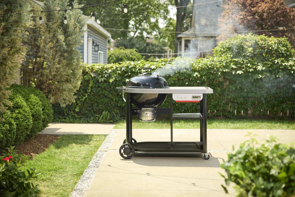 Weber Performer Review: Is This the Ultimate Charcoal&nbsp;BBQ?